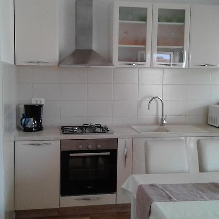 Apartman Zara Ražanj Exterior foto