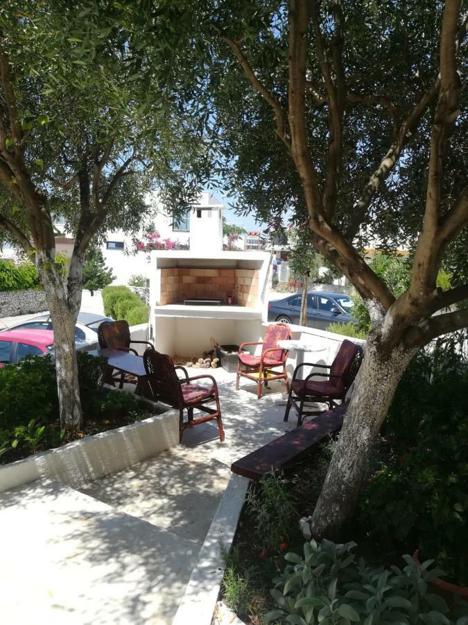Apartman Zara Ražanj Exterior foto